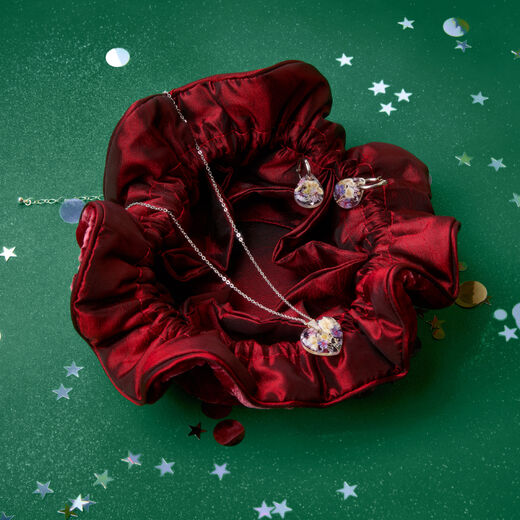 Burgundy velvet jewellery pouch